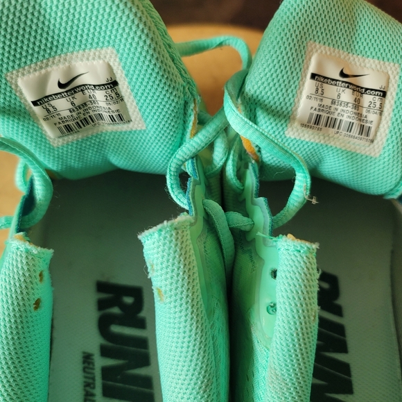 Shoes - Picture 4 of 4